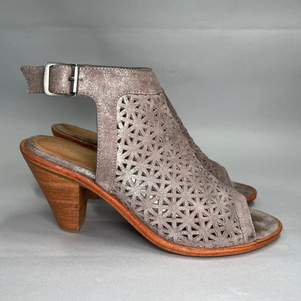 Trask Parker Sandals Women's 7 Pewter‎ Suede Perforated Heeled Slingback Heels